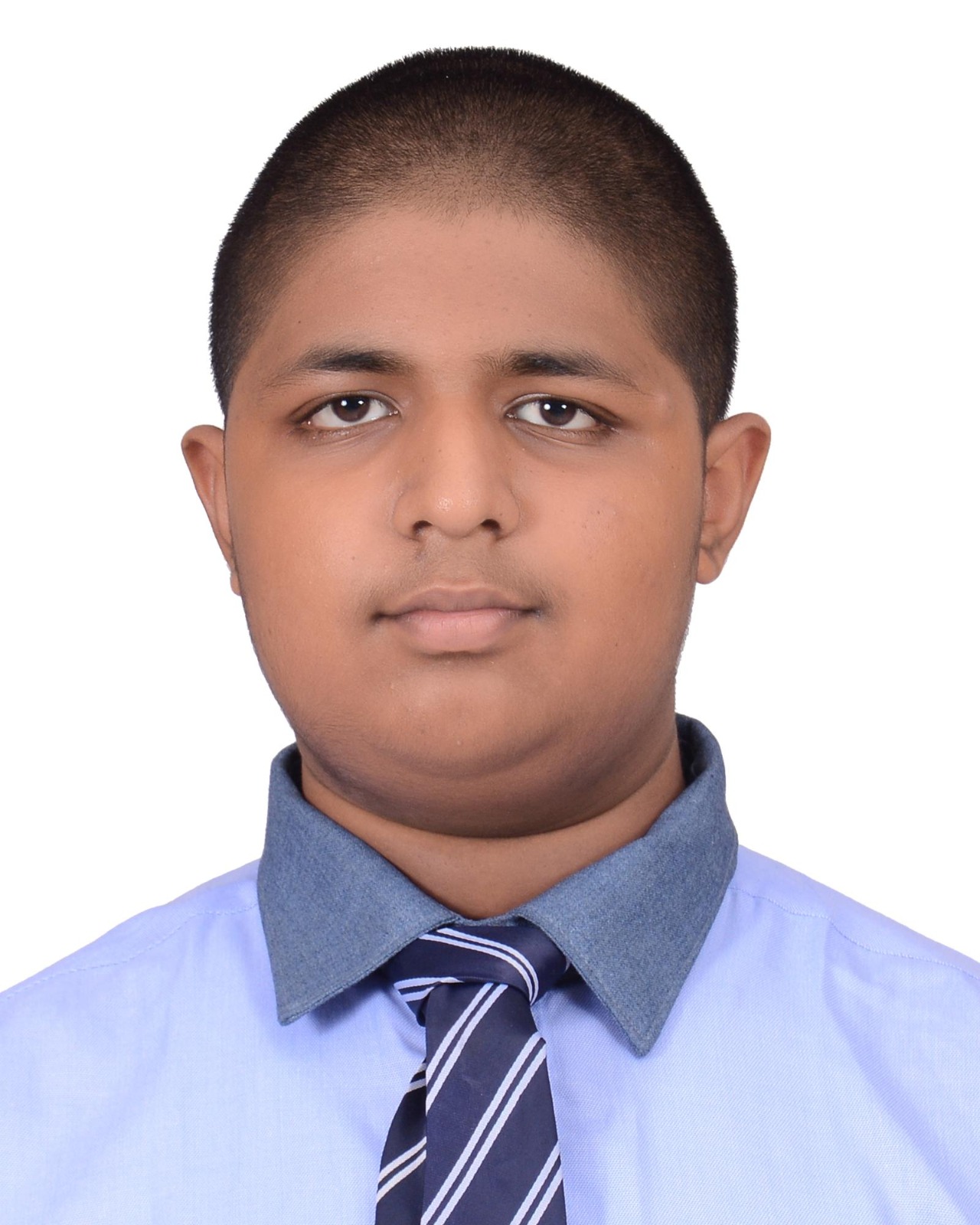 MOHAMED ZAKARIYAA M